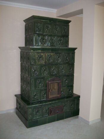 <b>Sorszám:</b> 96 <br>
<b>Méret:</b> 126 x 74 x 216 cm (szélesség x mélység x magasság)<br>
<b>Teljesítmény:</b> 130 lm3<br>
<b>Csempe ára:</b> 1.011.500 Ft